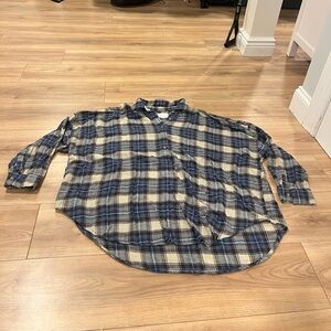Women’s Blue and Cream Plaid Pullover Shirt